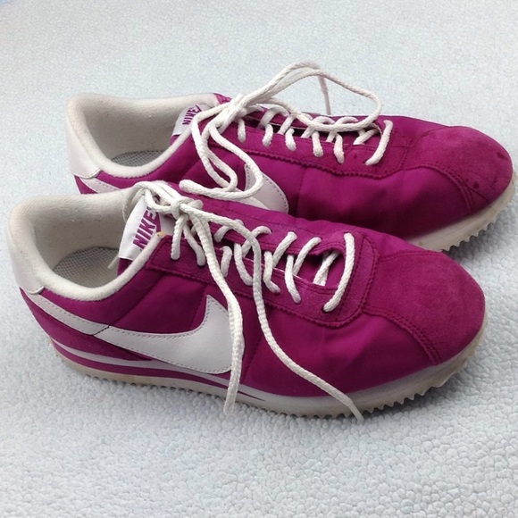 nike cortez fuchsia
